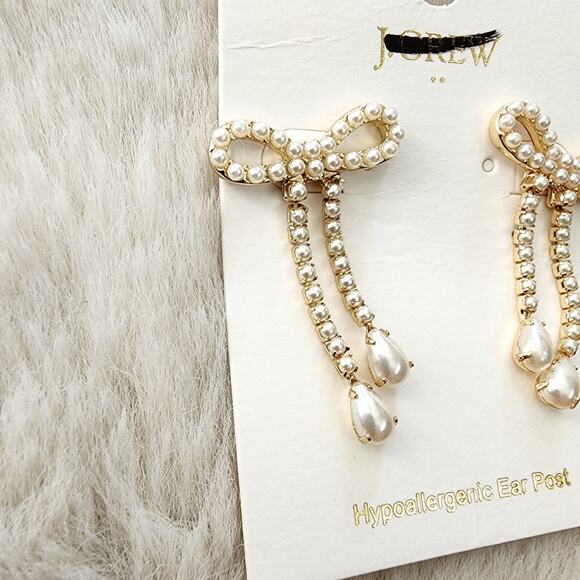 NEW J. Crew gold and White Pearl Bow Dangly Statement Earrings - Picture 4 of 7